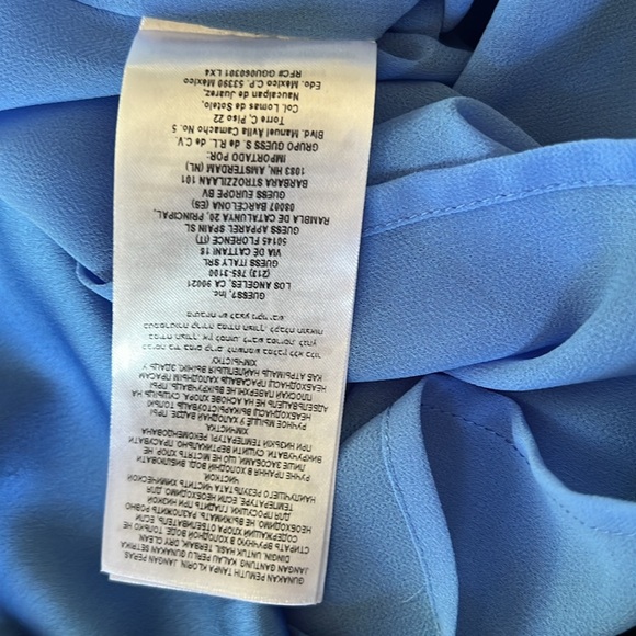 Marciano Fluid Floral Solid Top - Picture 9 of 9